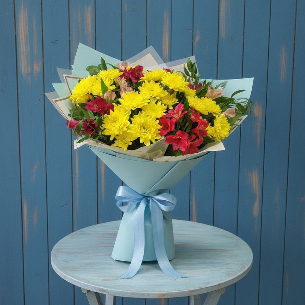 Букет цветов из: Альстромерии и Хризантемы в Козет