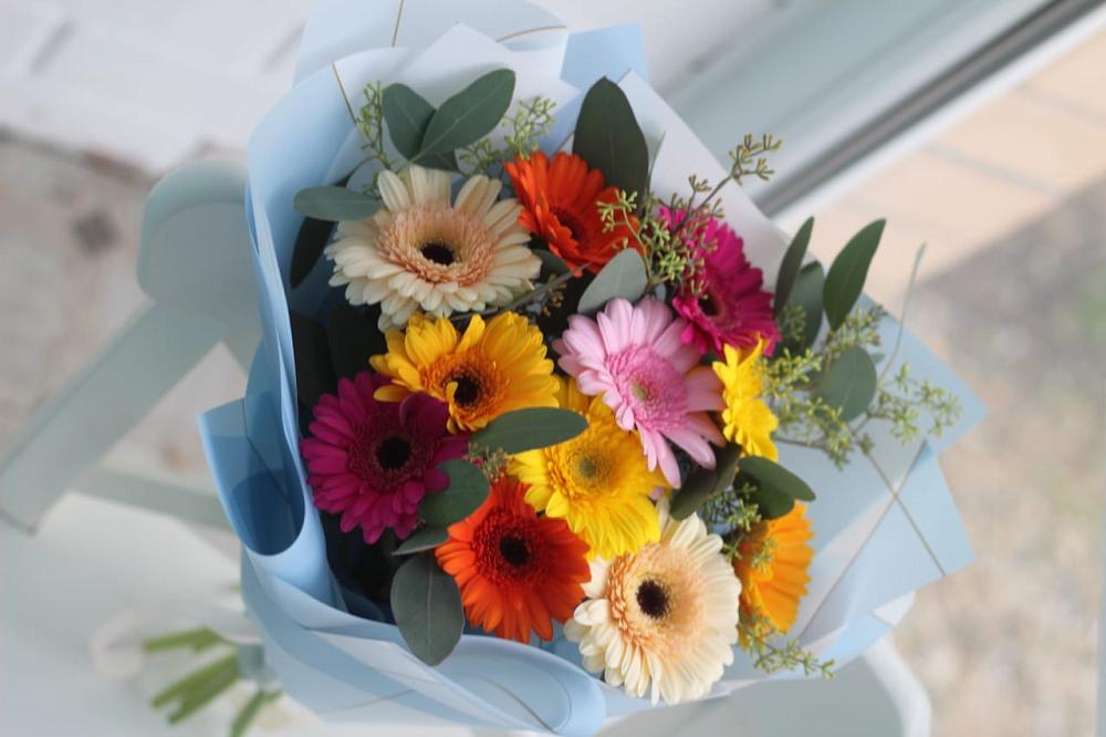 Букет цветов из: Герберы в Козет