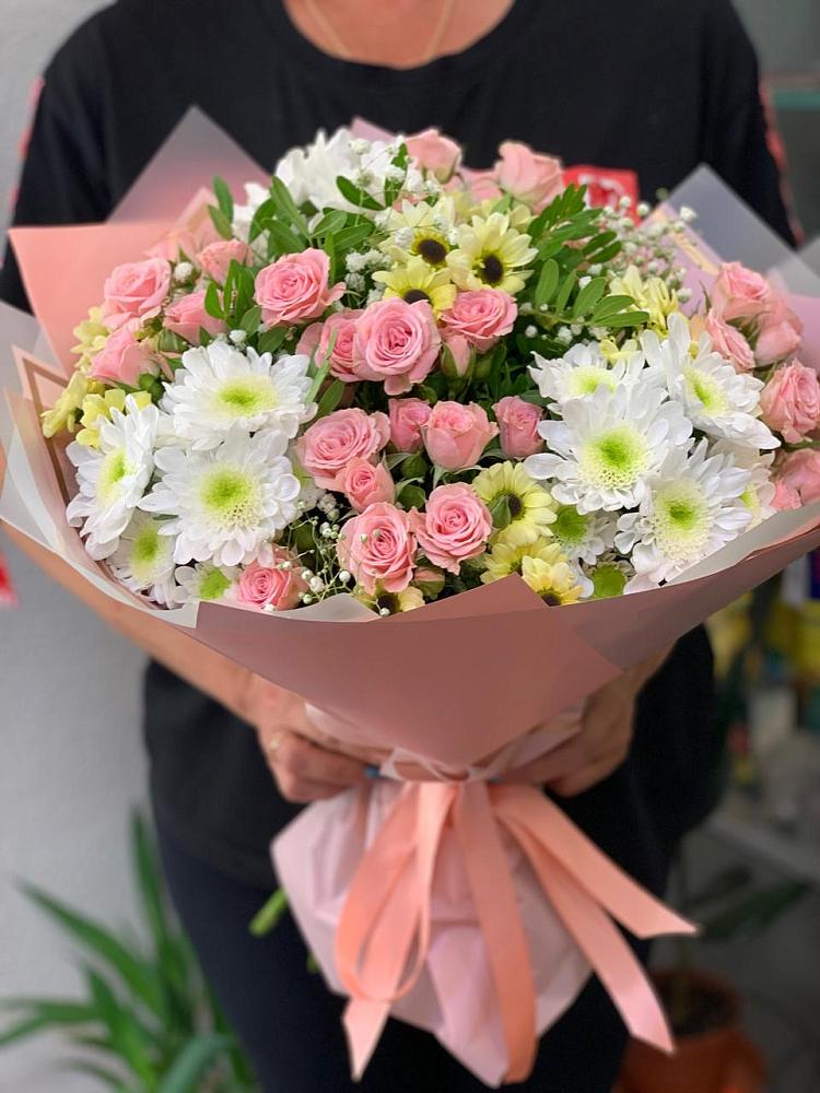 Букет цветов из: Розы и Хризантемы в Козет