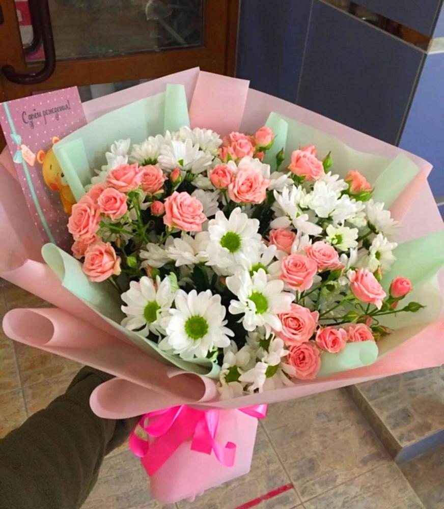 Букет цветов из: Розы и Хризантемы в Козет