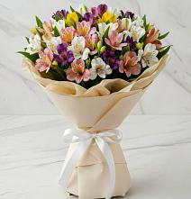 Букет цветов из:  Альстромерии в Козет