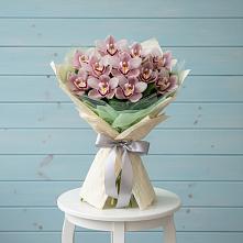 Букет цветов из:  Орхидеи и Розы #REPLACE_PRED# Козет