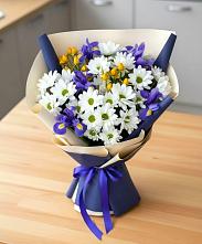 Букет цветов из:  Розы, Ирисы и Хризантемы #REPLACE_PRED# Козет