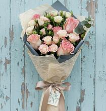 Букет цветов из:  Розы в Козет