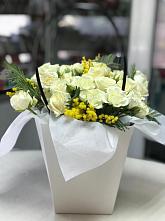 Цветочная композиция из Розы  в Козет