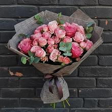 Букет цветов из:  Розы в Козет